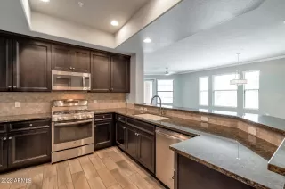 Photo #4: 6570106 Listing