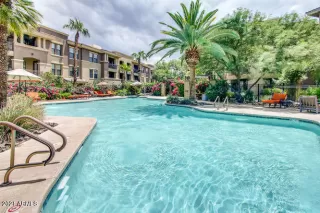 Photo #6: 6570106 Listing