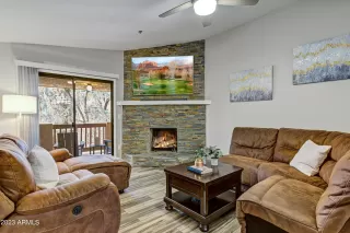 Photo #2: 6570160 Listing