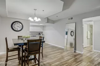 Photo #5: 6570160 Listing