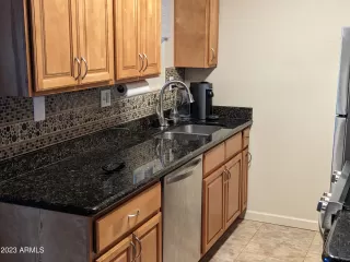 Photo #3: 6570252 Listing 