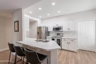 Photo #1: 6570540 Listing 