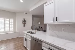 Photo #2: 6570540 Listing 