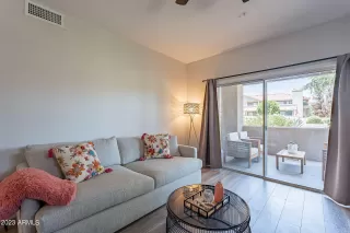 Photo #5: 6570540 Listing 