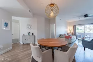 Photo #6: 6570540 Listing 