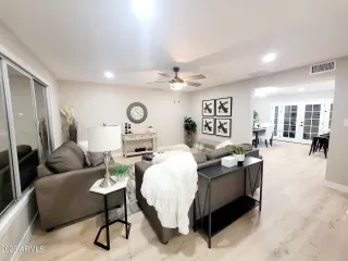 Photo #2: 6570571 Listing