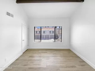 Photo #4: 6570583 Listing