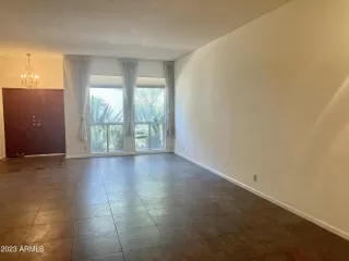 Photo #5: 6570635 Listing 