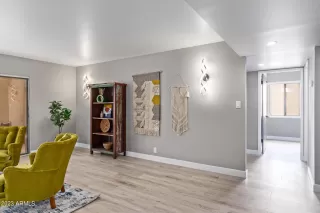 Photo #2: 6570679 Listing 