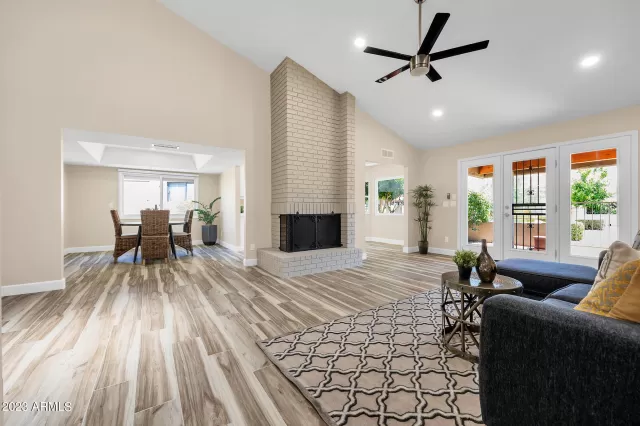 MLS: 6570702 Condo For Sale