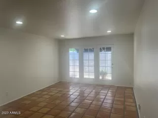 Photo #4: 6571661 Listing
