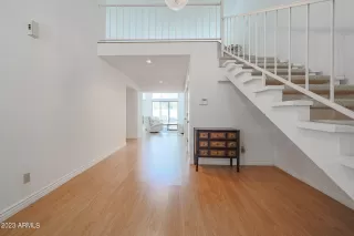 Photo #2: 6571774 Listing