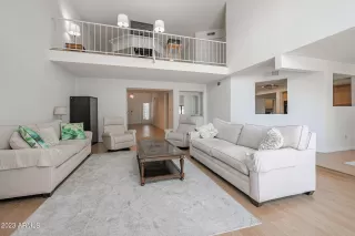 Photo #4: 6571774 Listing