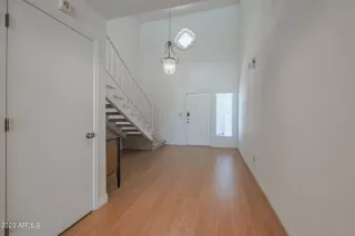 Photo #5: 6571774 Listing