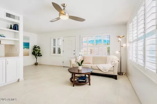 MLS: 6571806 Condo For Sale