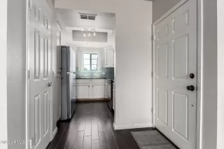 Photo #5: 6571919 Listing