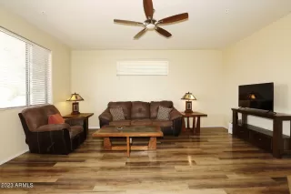 Photo #3: 6572282 Listing