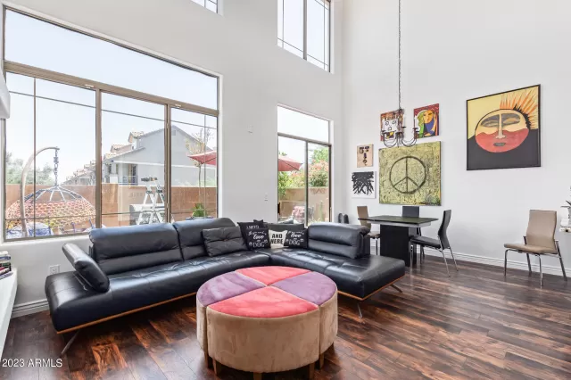 MLS: 6572336 Condo For Sale