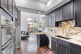 Photo #6: 6572336 Listing