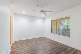 Photo #3: 6572386 Listing