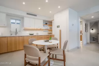 Photo #6: 6572488 Listing 