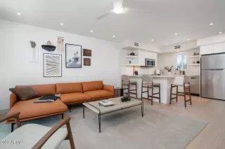 Photo #1: 6572489 Listing 