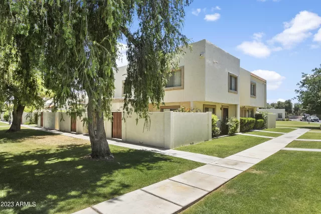 MLS: 6572617 Condo For Sale