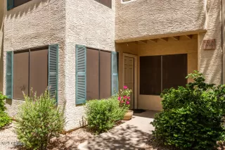 Photo #2: 6572720 Listing