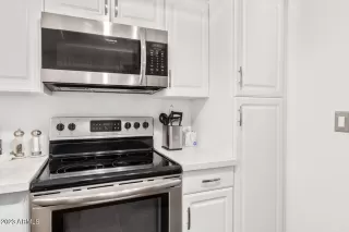 Photo #5: 6572720 Listing