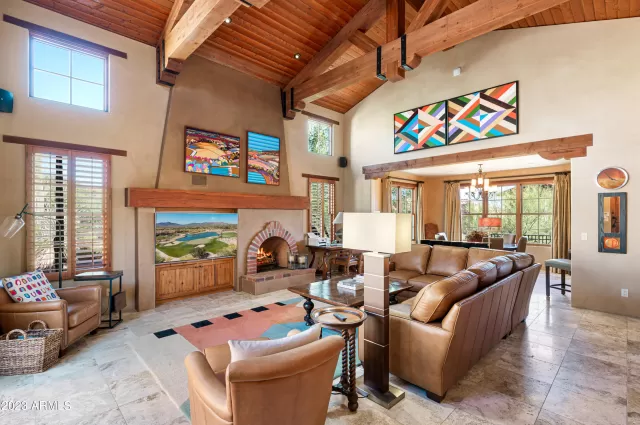 MLS: 6572725 Condo For Sale