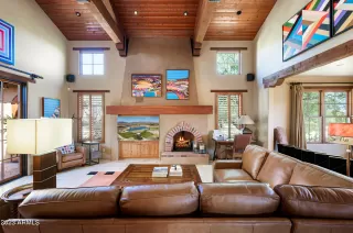 Photo #2: 6572725 Listing