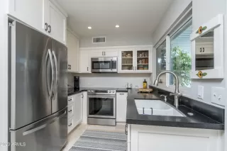 Photo #2: 6572735 Listing 