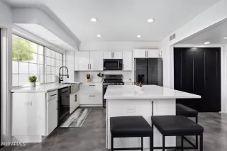 Photo #1: 6572888 Listing 