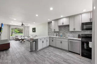 Photo #1: 6573002 Listing 