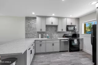 Photo #4: 6573002 Listing 