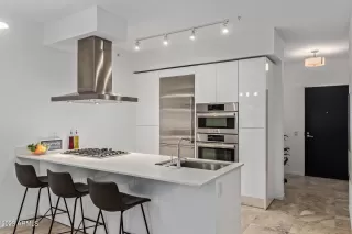 Photo #4: 6573515 Listing