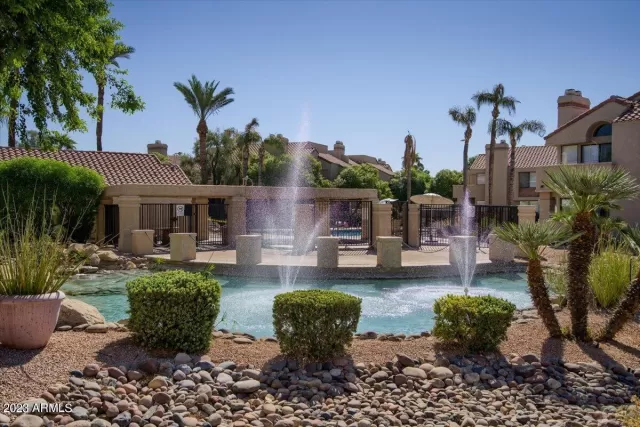 MLS: 6573529 Condo For Sale