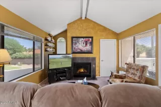 Photo #6: 6573529 Listing