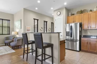 Photo #5: 6573535 Listing