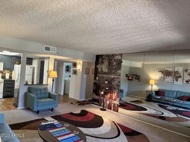MLS: 6573685 Condo For Sale