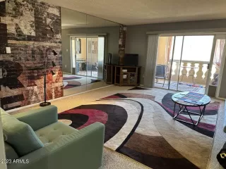 Photo #3: 6573685 Listing 