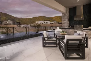 Photo #5: 6573697 Listing