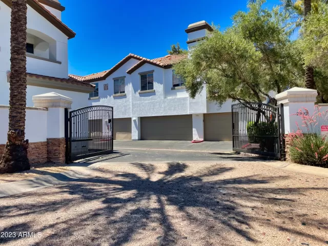 MLS: 6573826 Condo For Sale