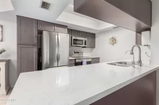 Photo #4: 6573850 Listing