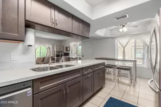 Photo #6: 6573850 Listing