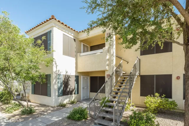 MLS: 6574132 Condo For Sale