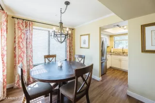 Photo #2: 6574132 Listing