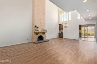 Photo #3: 6574536 Listing