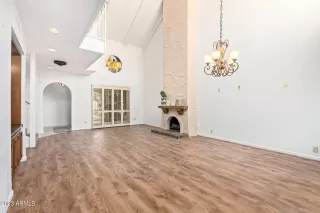 Photo #5: 6574536 Listing