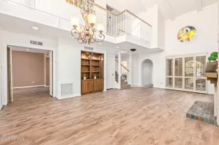 Photo #6: 6574536 Listing